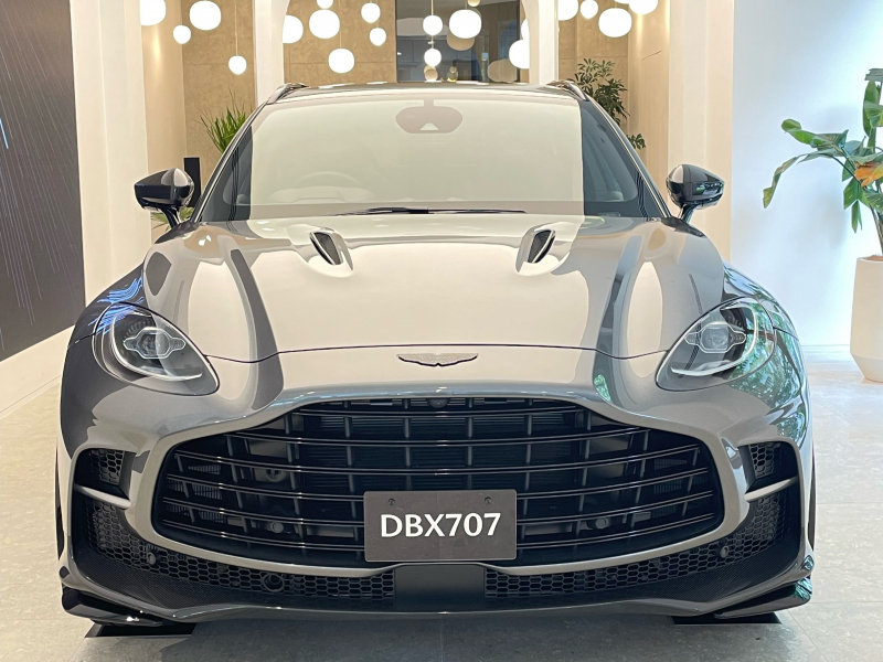 アストンマーティン DBX 707 4.0L V8 RHD 新車 | アストン