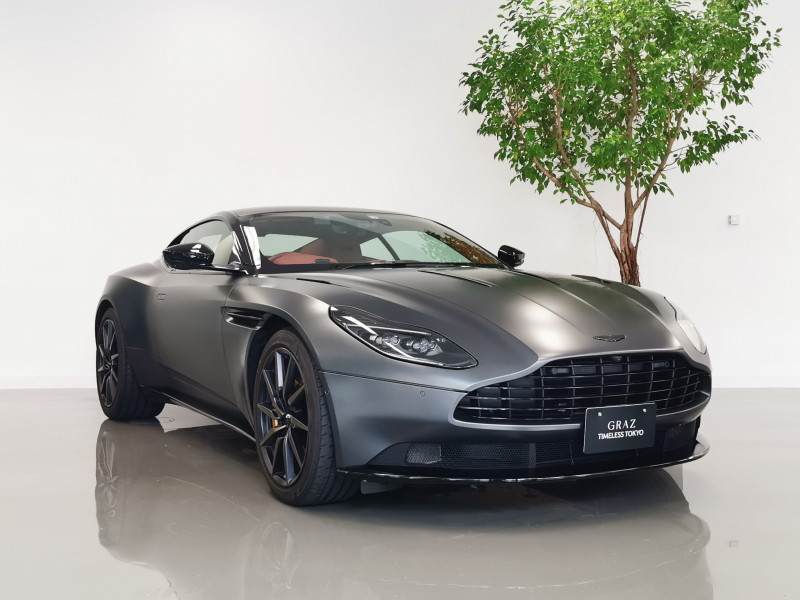 アストンマーティン DB11 5.2L V12twinturbo 639hp RWD RHD 中古
