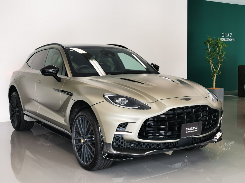 アストンマーティン DBX 707 AWD 4.0L V8Twinturbo ワンオーナー