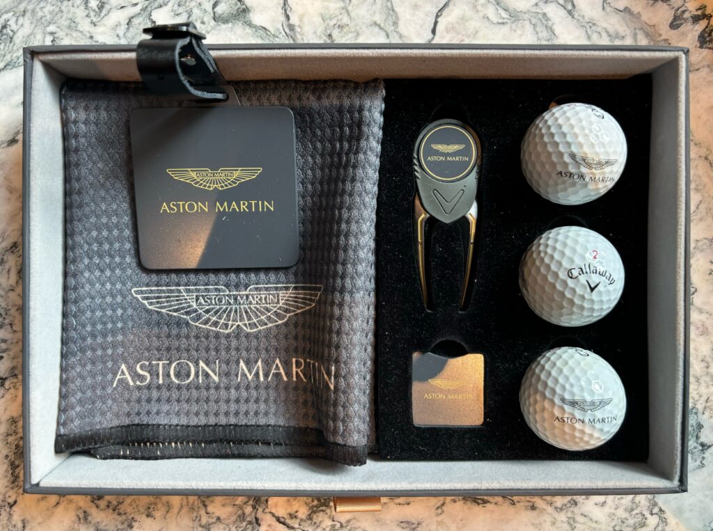 新品未使用 ASTON MARTIN GOLF GOODS SETキャロウェイ（グッズ紹介 